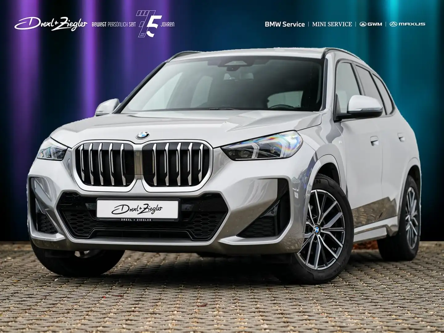 BMW X1 sDrive18d M-Sport AHK PANO AdLED KoZg ParkAss Grau - 1