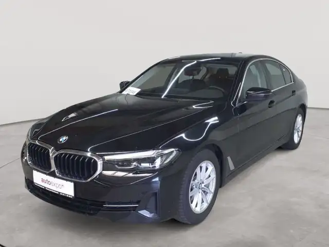 BMW 5 Series view 2