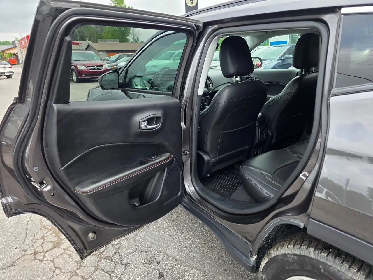 Jeep Compass снимка Jeep Compass