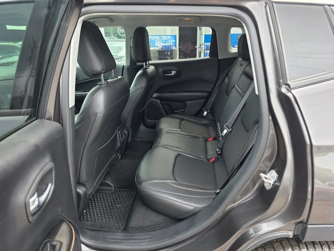 Jeep Compass снимка Jeep Compass