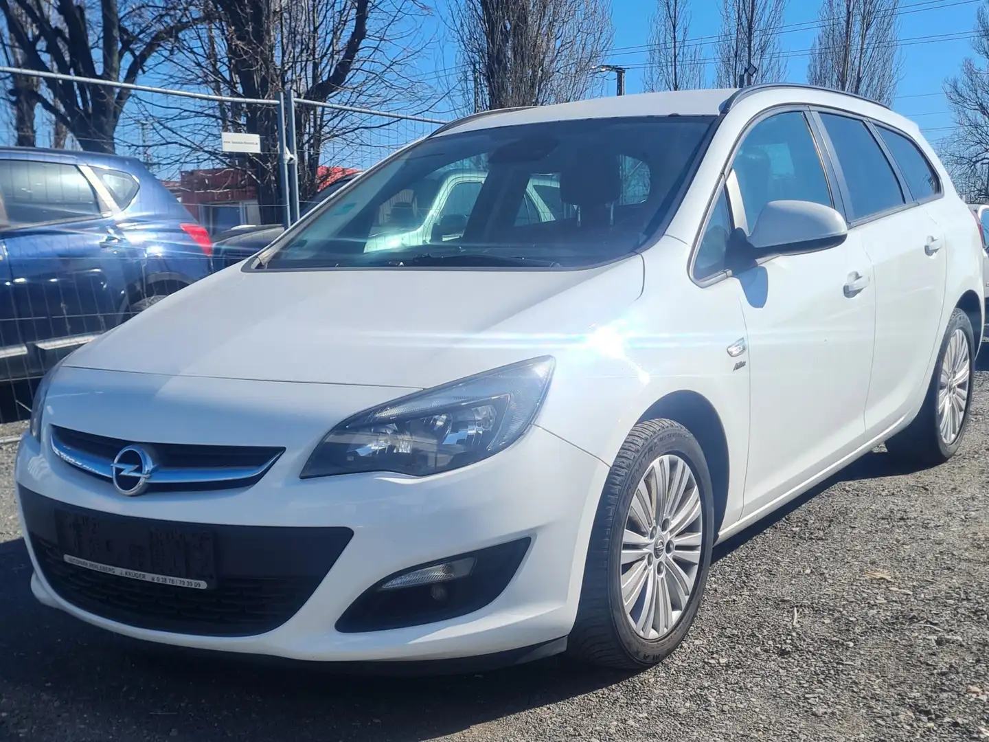 Opel Astra Edition Blanc - 1