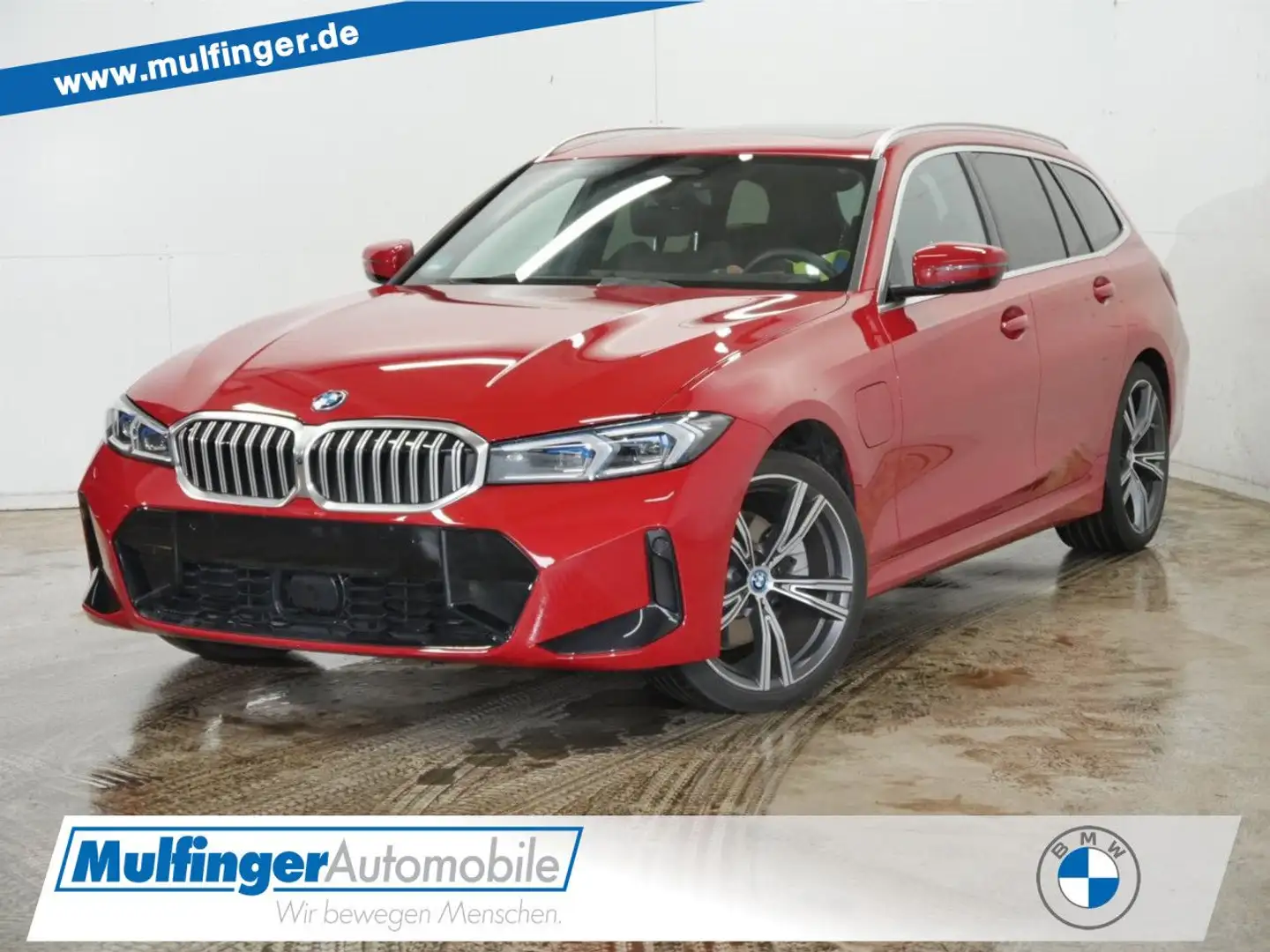 BMW 330 e T.xDr.M Sport ACC SuView PanoDach.Lenkh.19" Rood - 1
