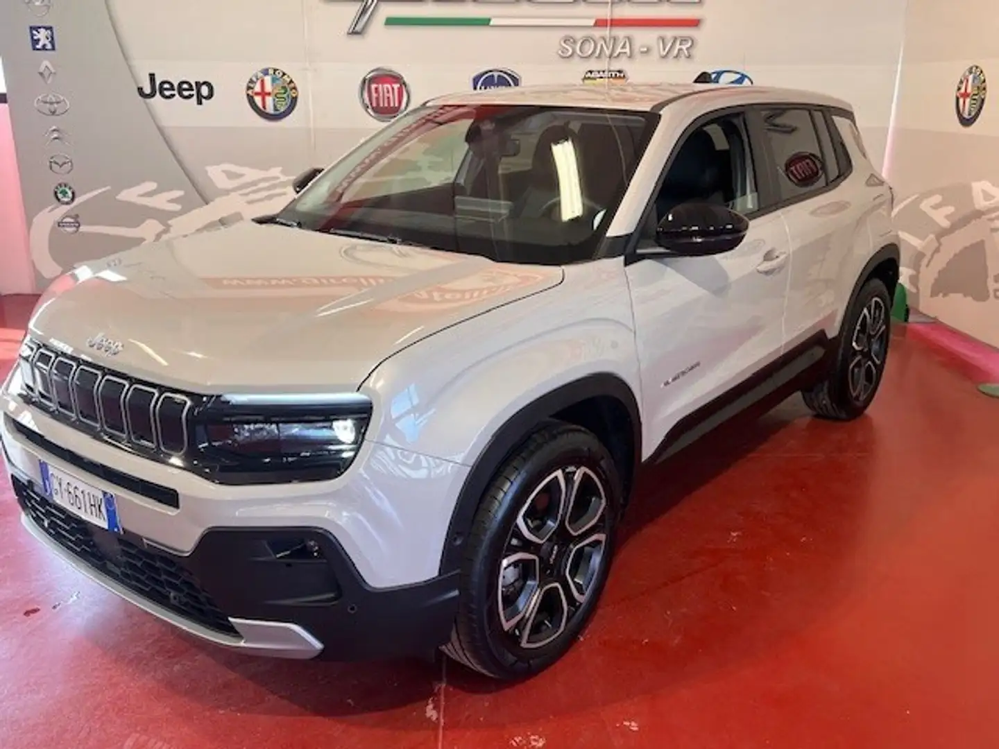 Jeep Avenger Avenger 1.2 Turbo 100 CV MHEV Summit Weiß - 2