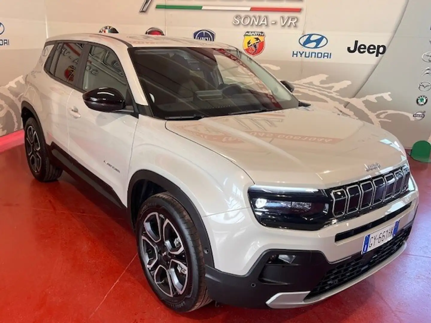 Jeep Avenger Avenger 1.2 Turbo 100 CV MHEV Summit Weiß - 1