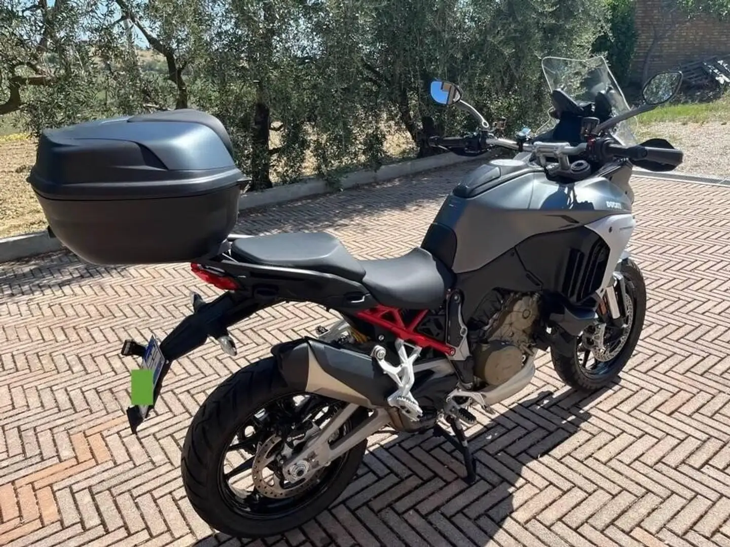 Ducati Multistrada V4 S Gris - 2