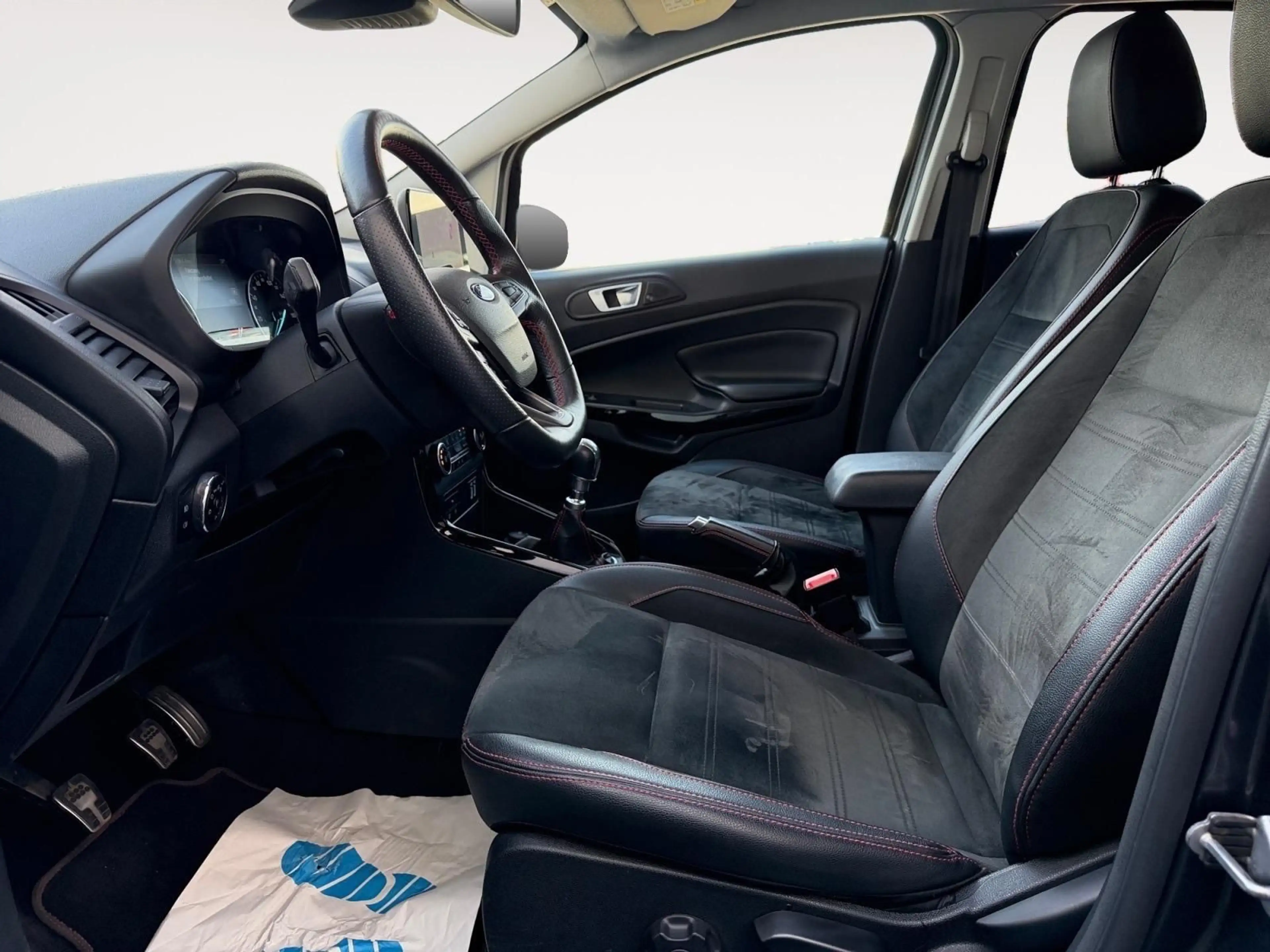 Ford EcoSport ST-Line Navi Kamera AHK B&O — photo 9