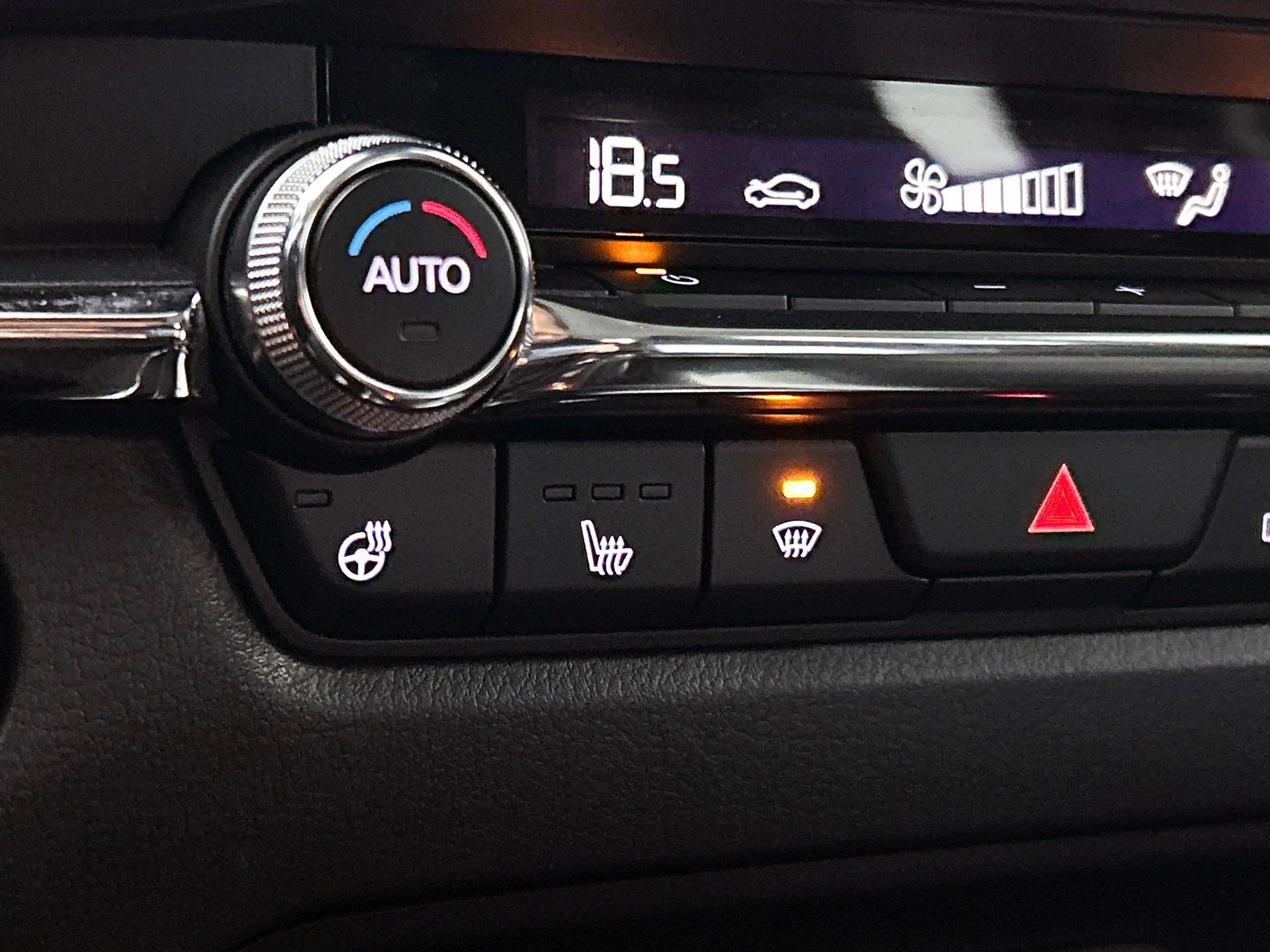 Mazda CX-30 2.0 e-SkyActiv-X M Hybrid Sportive | Camera | Stoe — photo 21