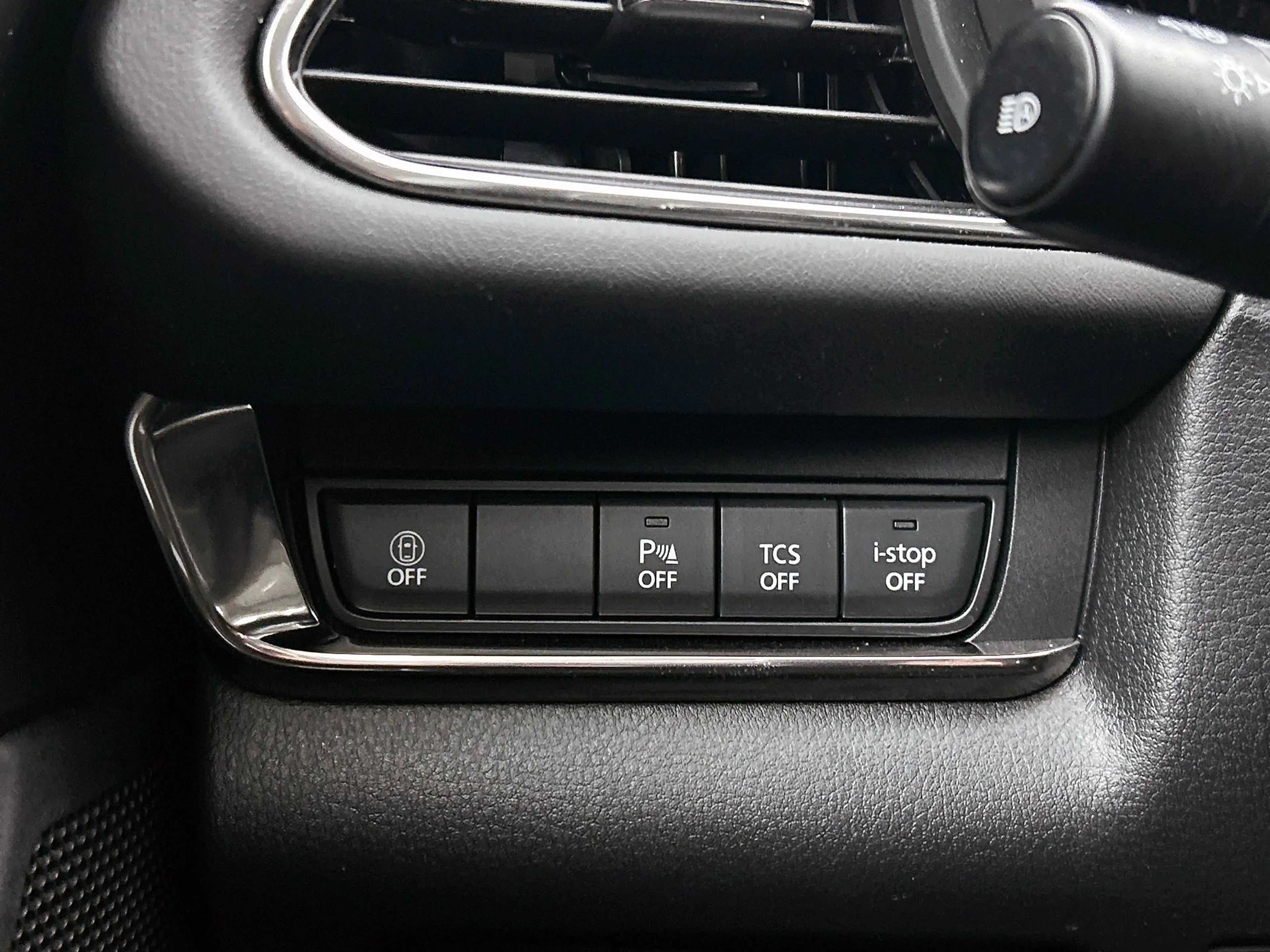 Mazda CX-30 2.0 e-SkyActiv-X M Hybrid Sportive | Camera | Stoe — photo 26