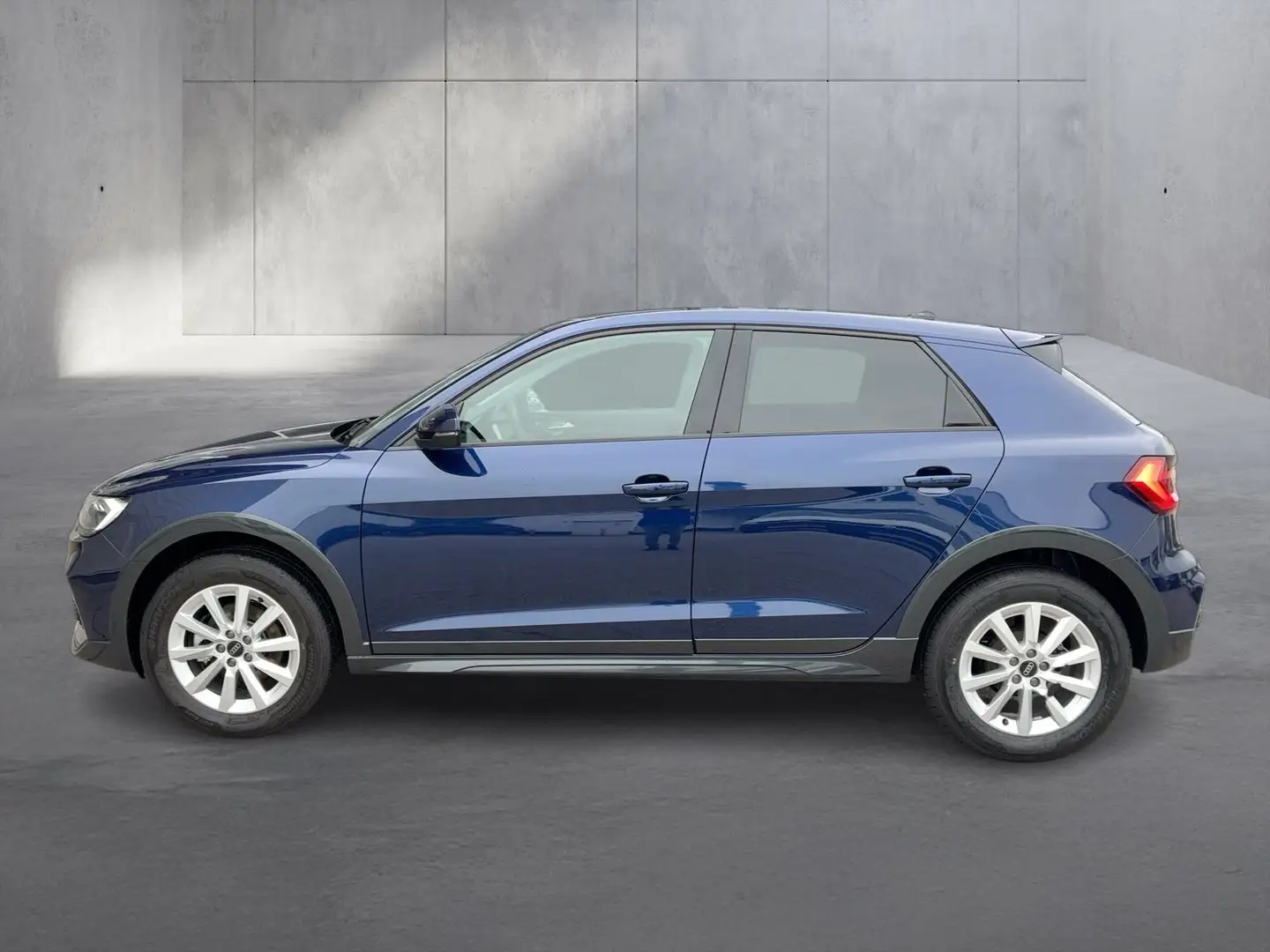 Audi A1 30 TFSI Blau - 2