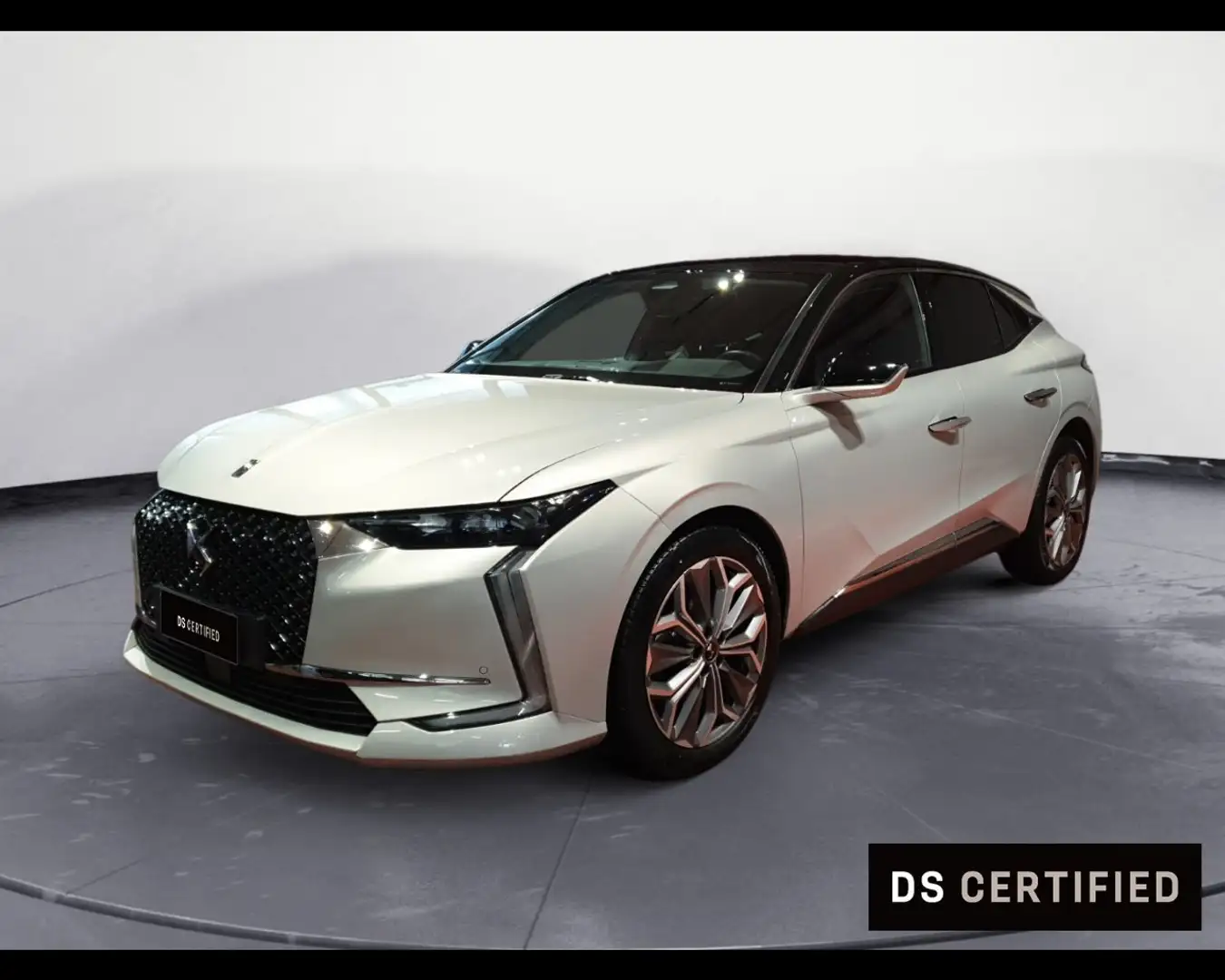 DS Automobiles DS 4 2ª serie BlueHDi 130 aut. Trocadero Beige - 1