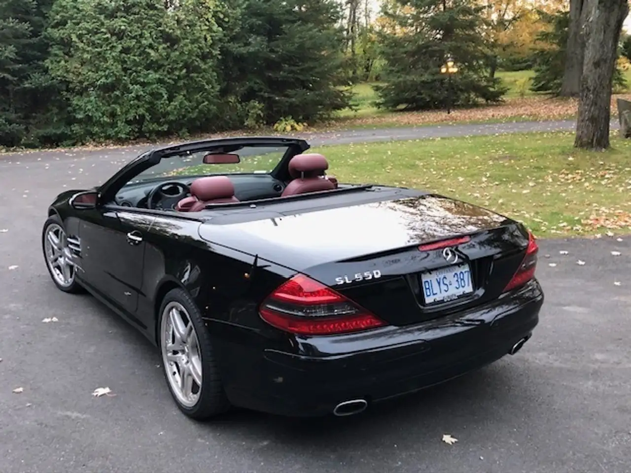 Mercedes-Benz SL снимка Mercedes-Benz SL