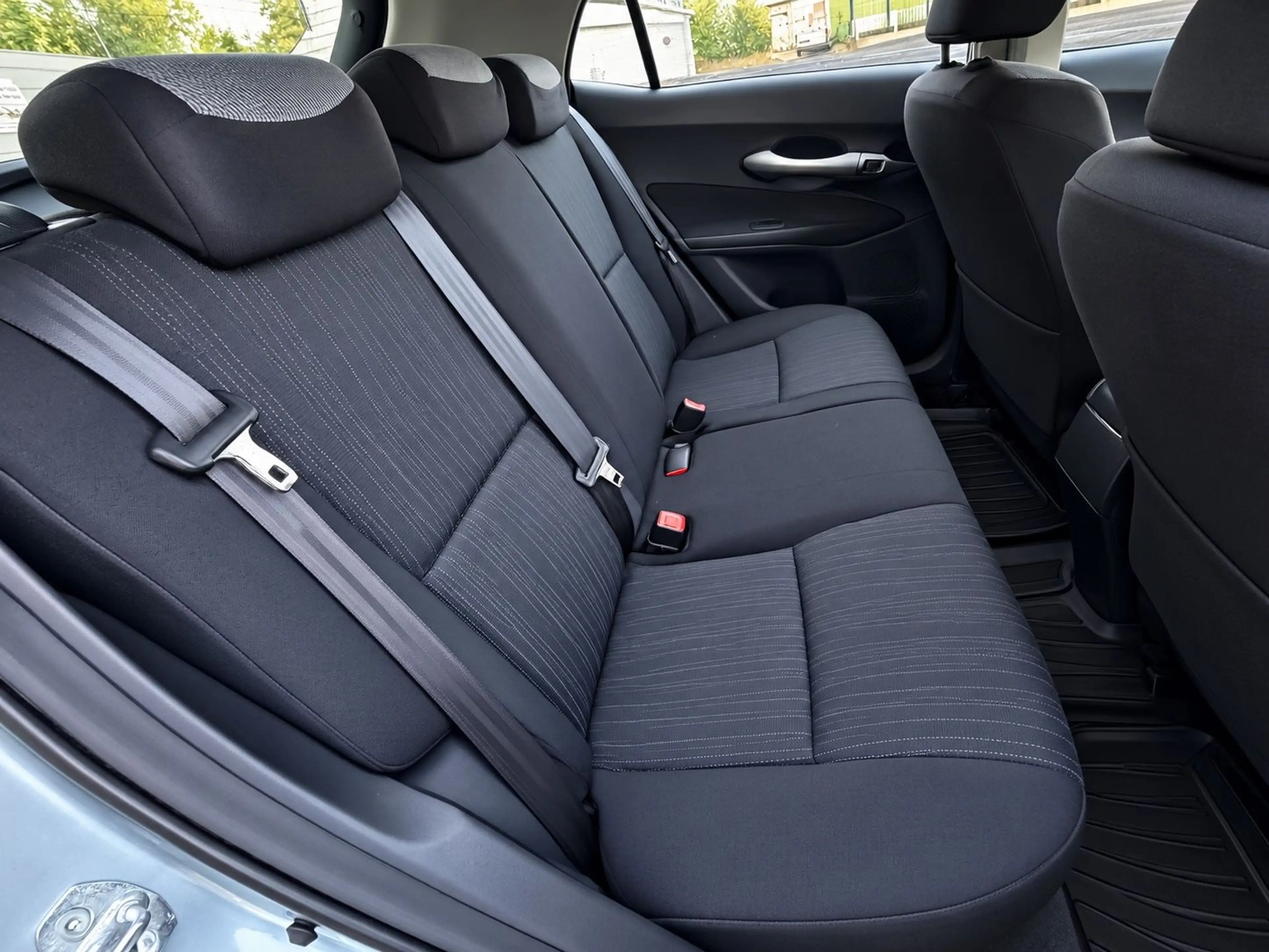 Toyota Auris Life — photo 8