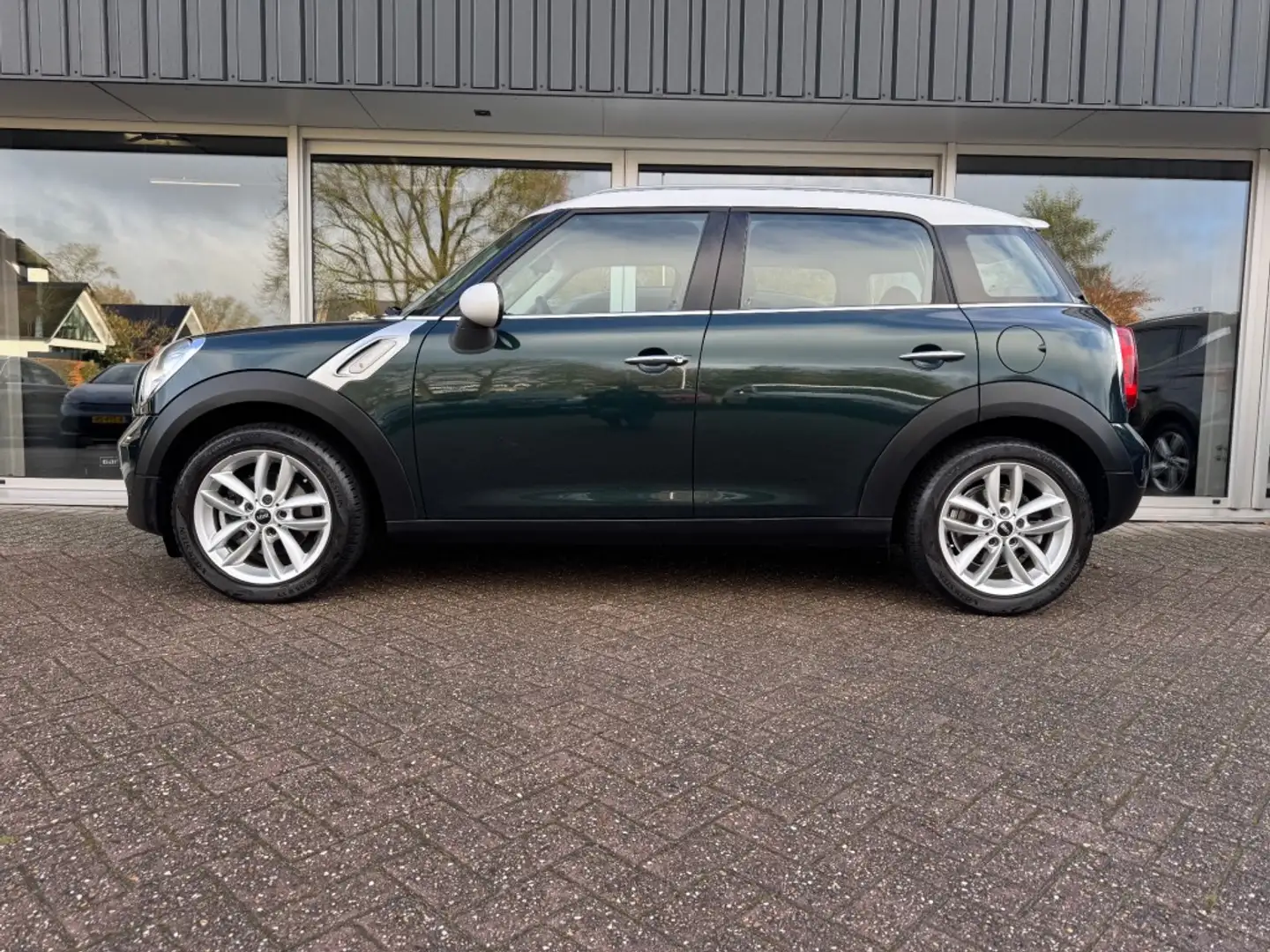 MINI Cooper 1.6 Cooper Chili Groen - 2