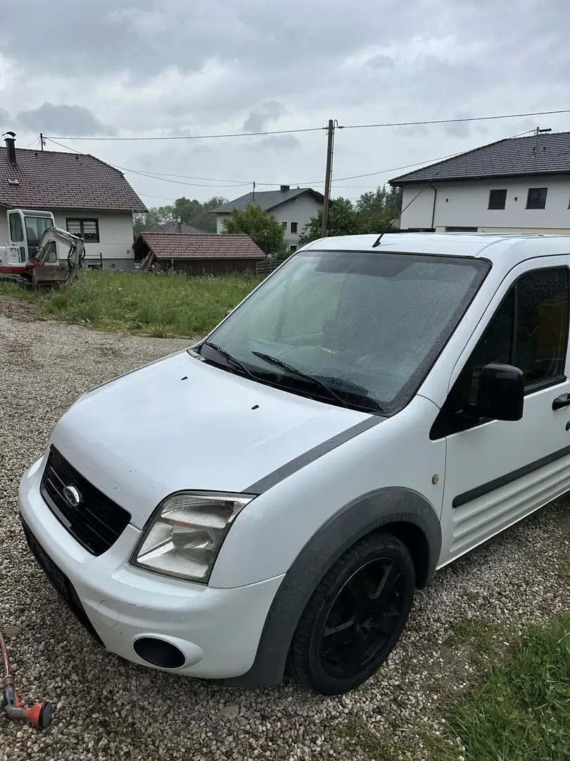Ford Tourneo - 1