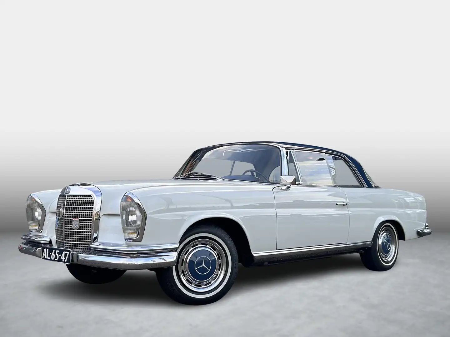 Mercedes-Benz 280 SE Coupe Blanc - 2