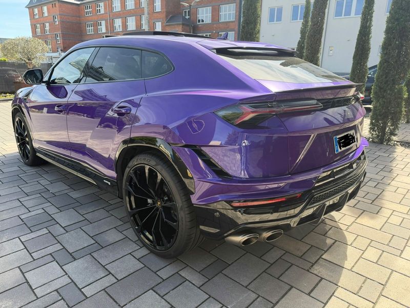 Lamborghini Urus S"Viola Mithras-Nero Ade -Rent possible — photo 7