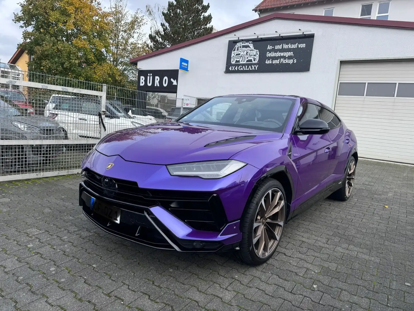 Lamborghini Urus S"Viola Mithras-Nero Ade Acrapovich Violett - 1