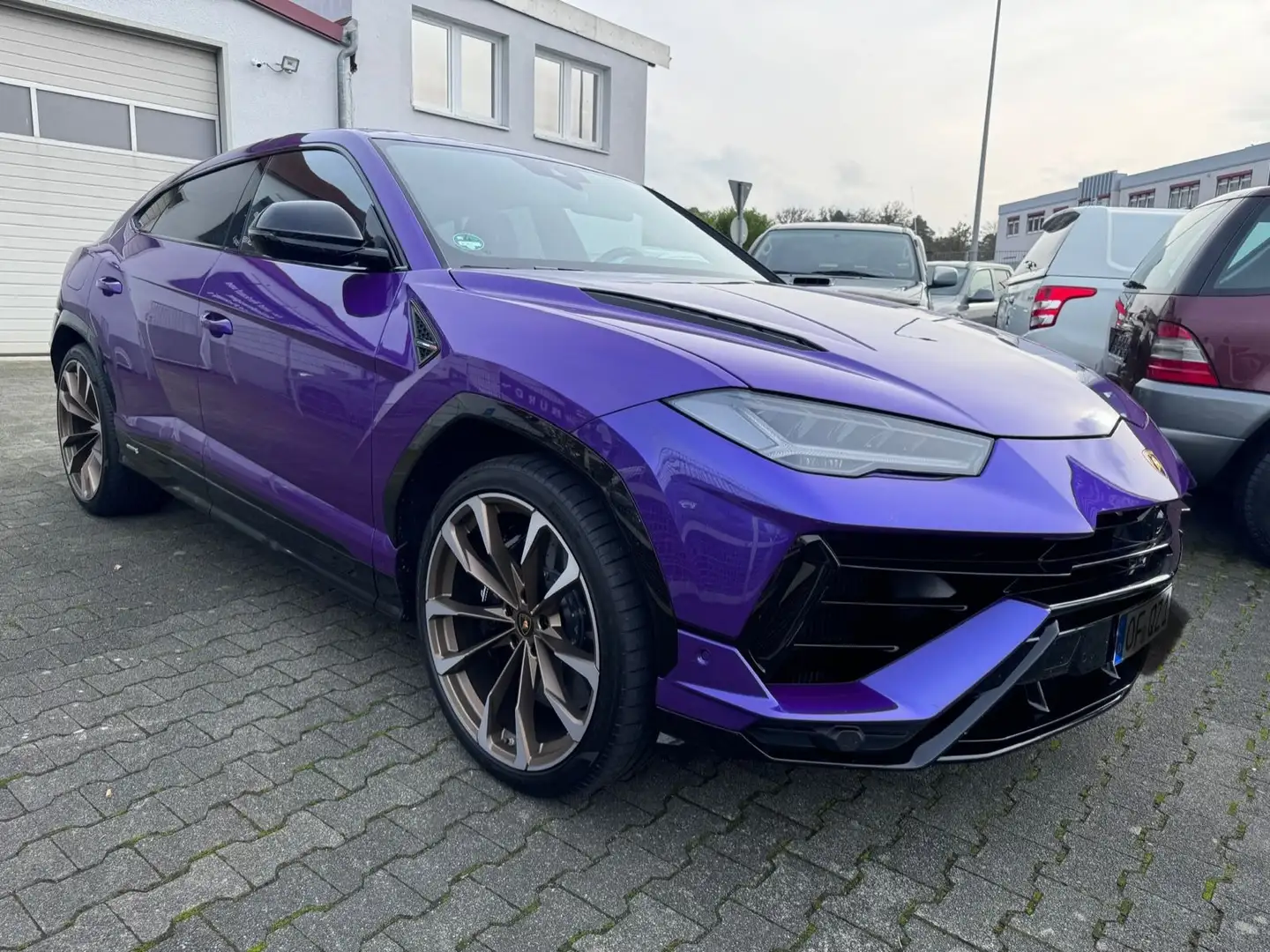 Lamborghini Urus S"Viola Mithras-Nero Ade Acrapovich Violett - 1