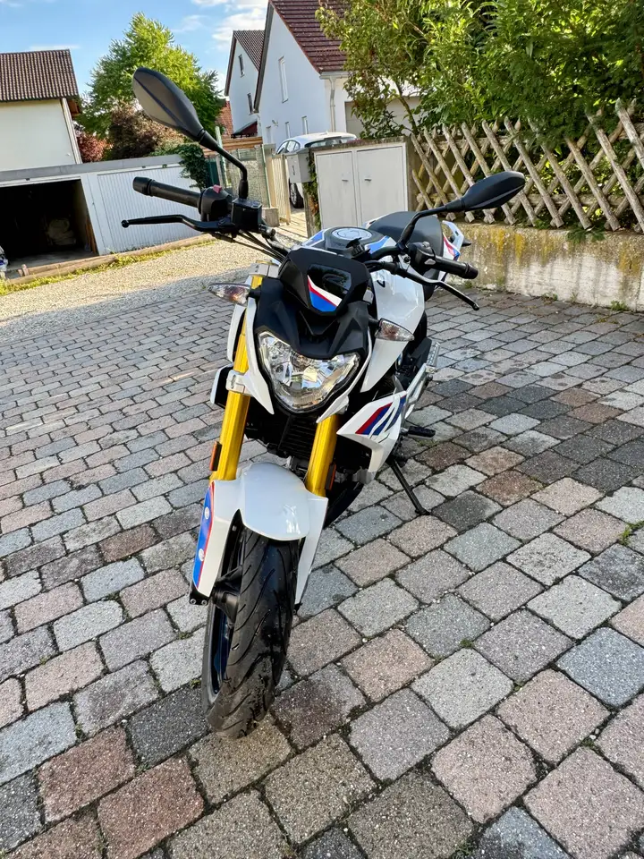 BMW G 310 R