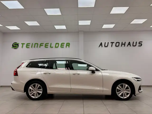 Volvo V60 view 8