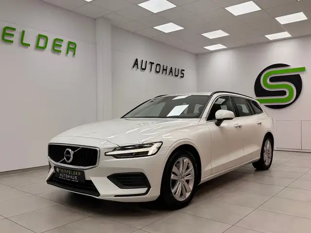 Volvo V60 view 3