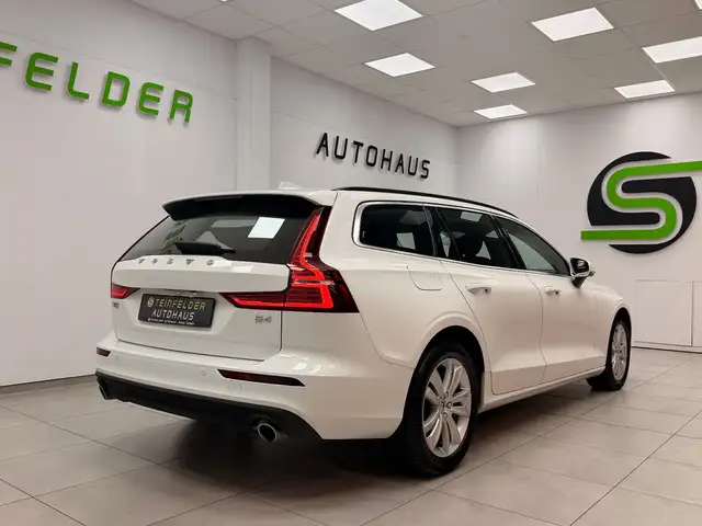 Volvo V60 view 7