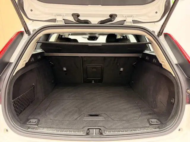 Volvo V60 view 21