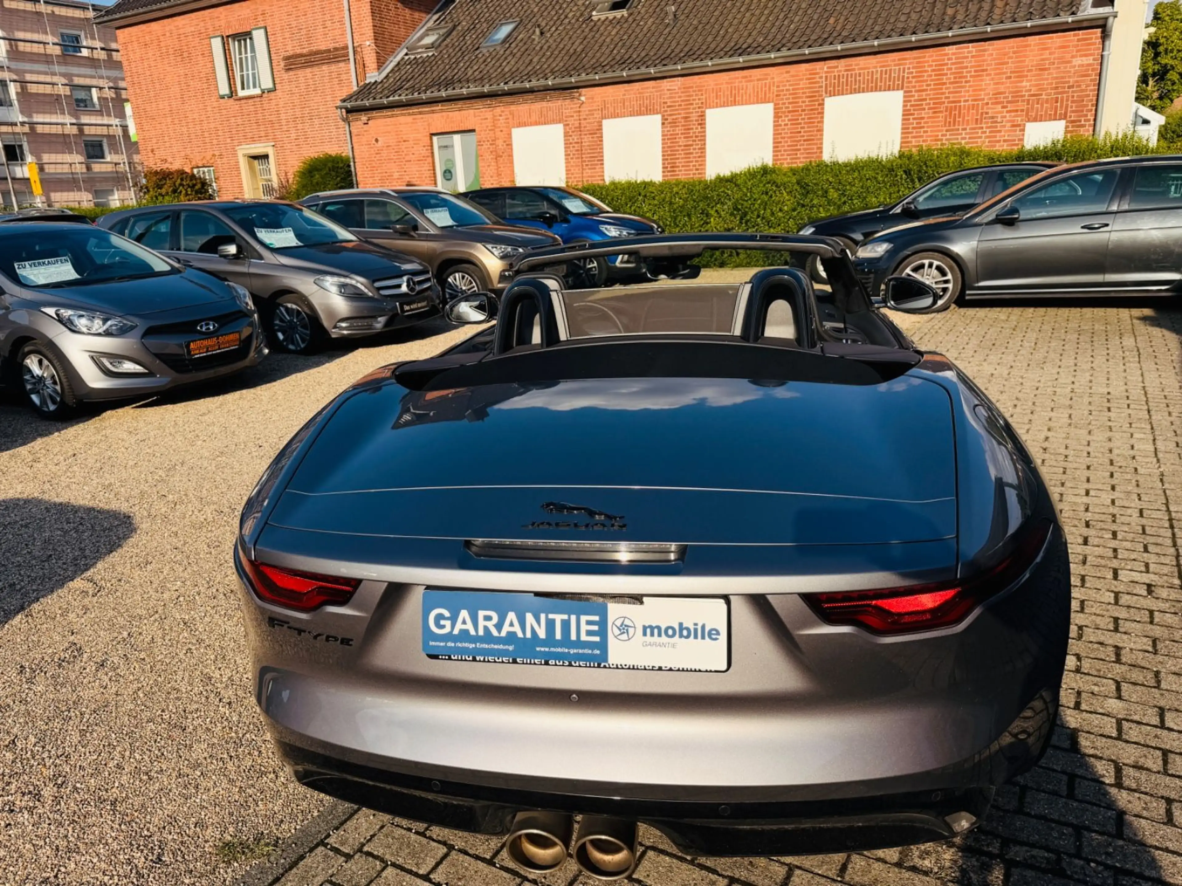 Jaguar F-Type F-TYPE Cabriolet R-Dynamic Black — photo 6