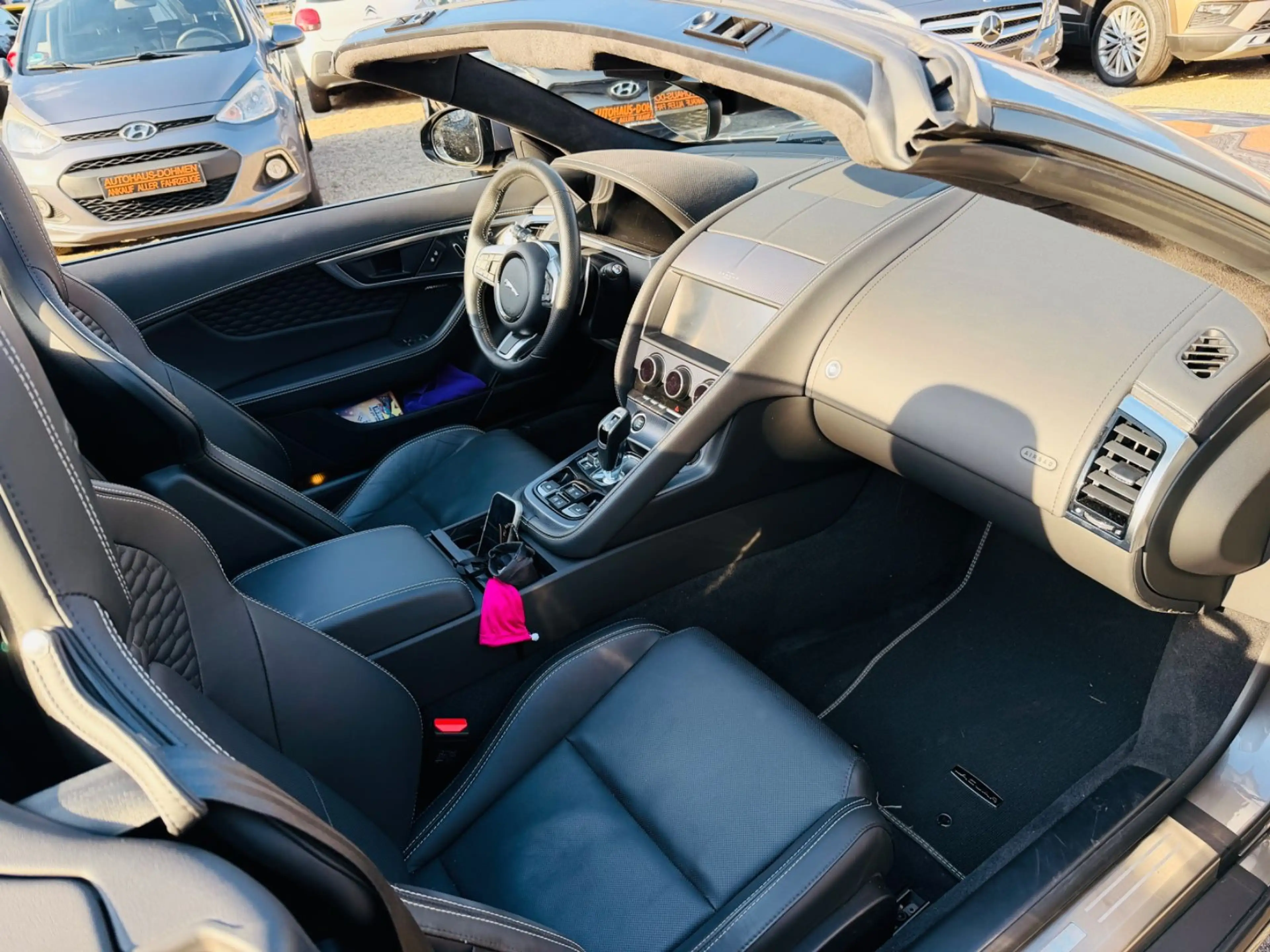 Jaguar F-Type F-TYPE Cabriolet R-Dynamic Black — photo 14