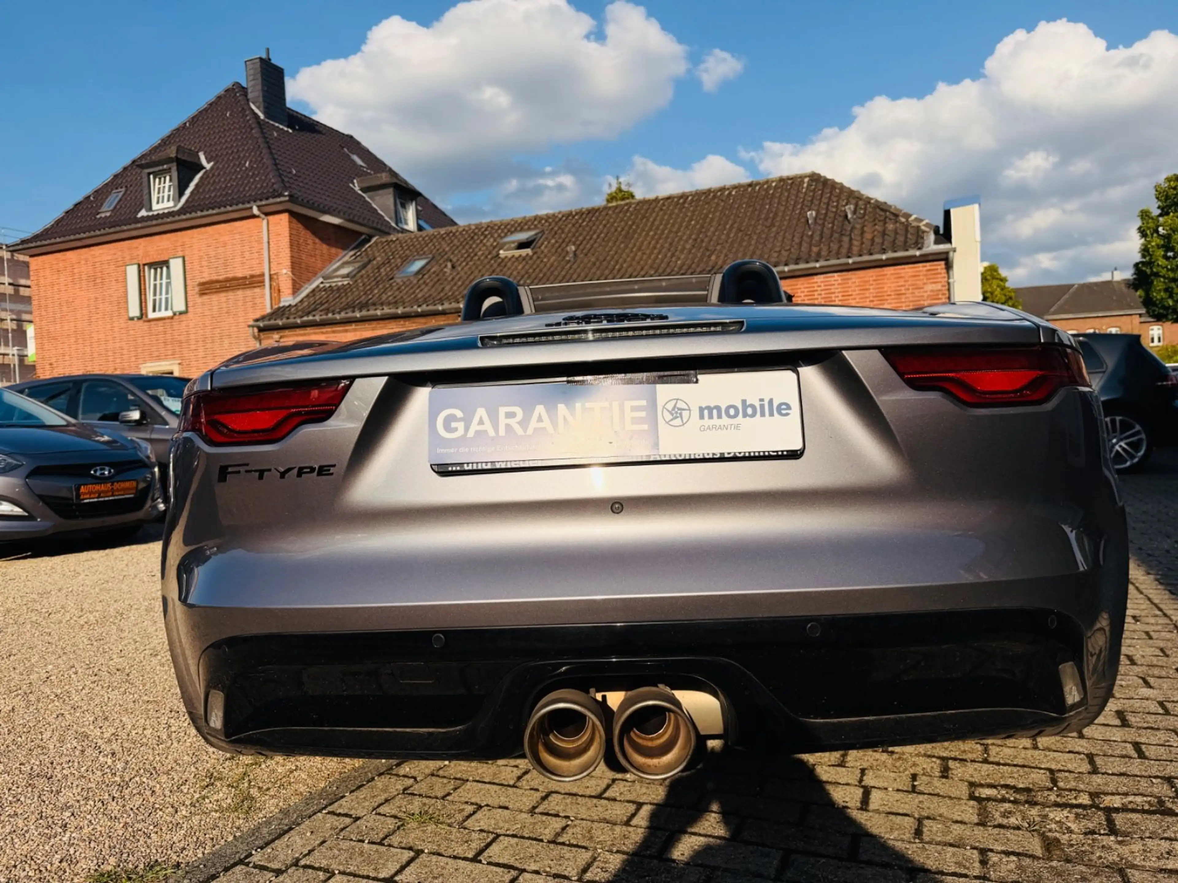 Jaguar F-Type F-TYPE Cabriolet R-Dynamic Black — photo 5