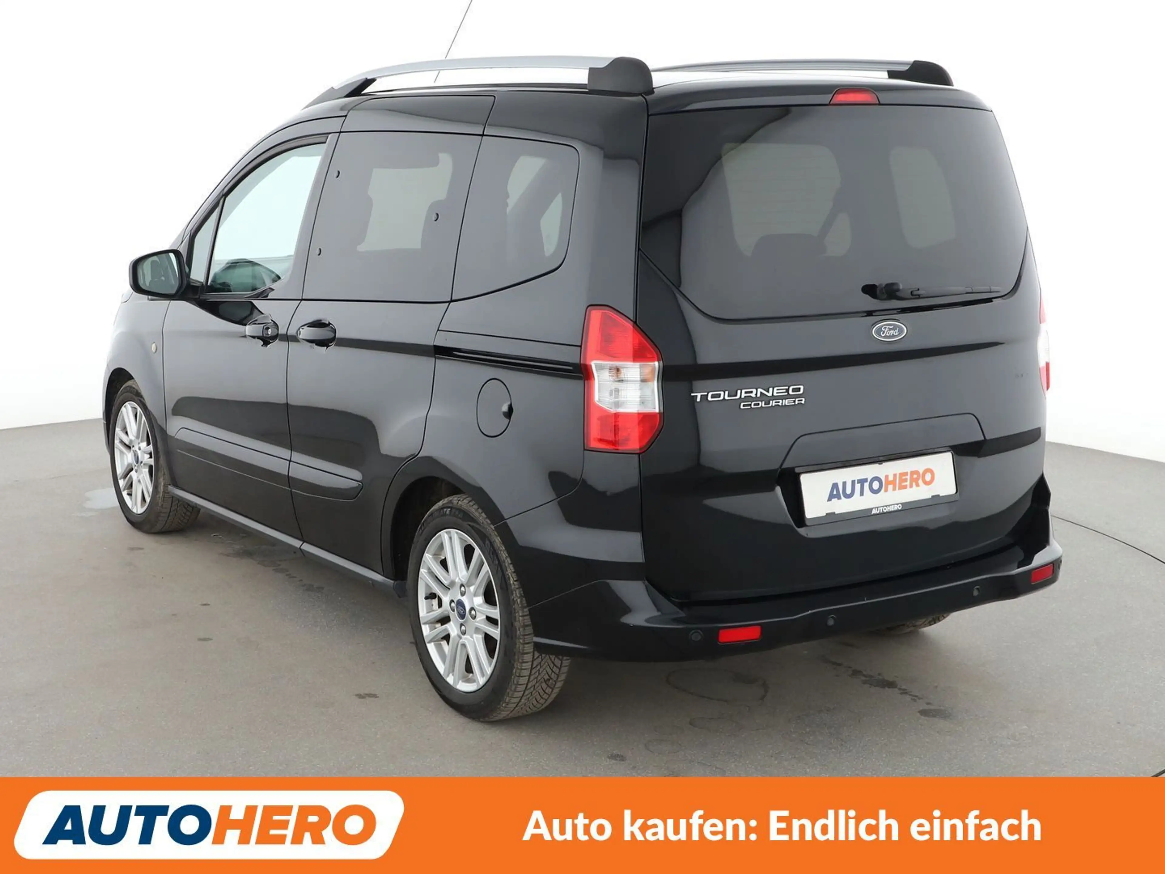 Ford Tourneo 1.0 EcoBoost Titanium*NAVI*TEMPO*PDC*SHZ* — photo 4