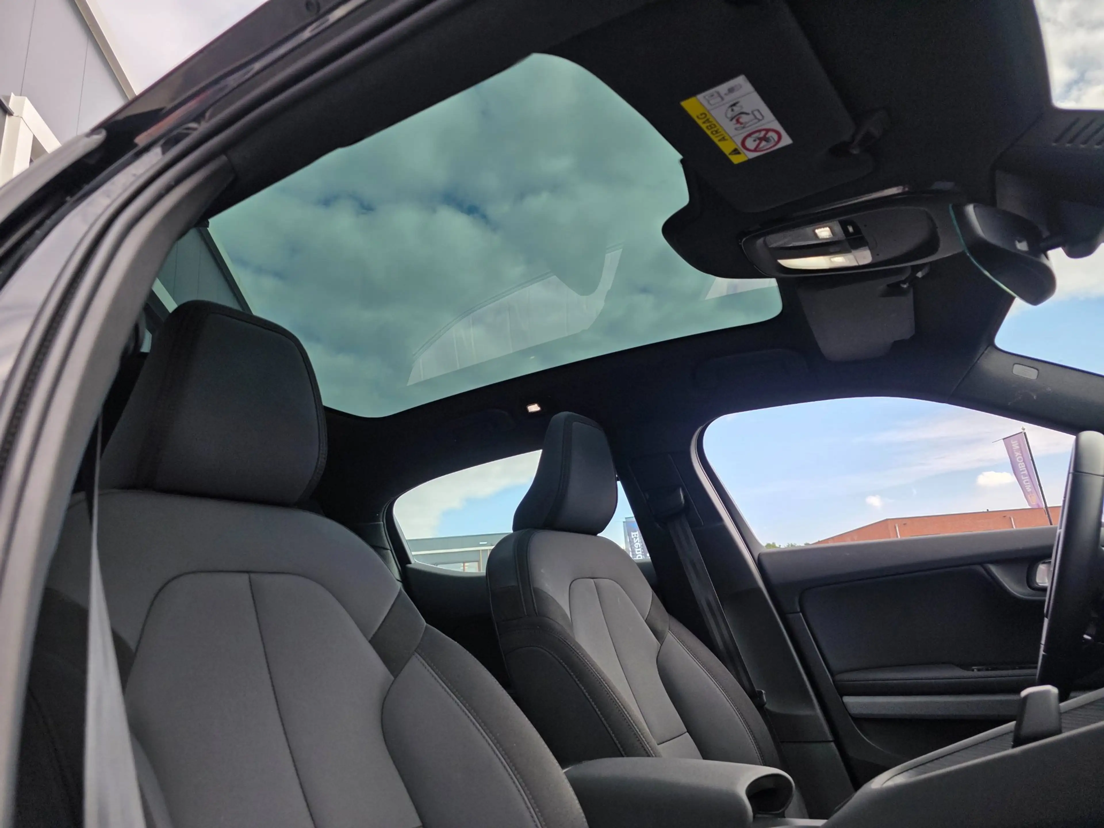 Polestar 2 Long Range Single Motor 78 kWh | 92% SOH | PANO | — photo 4
