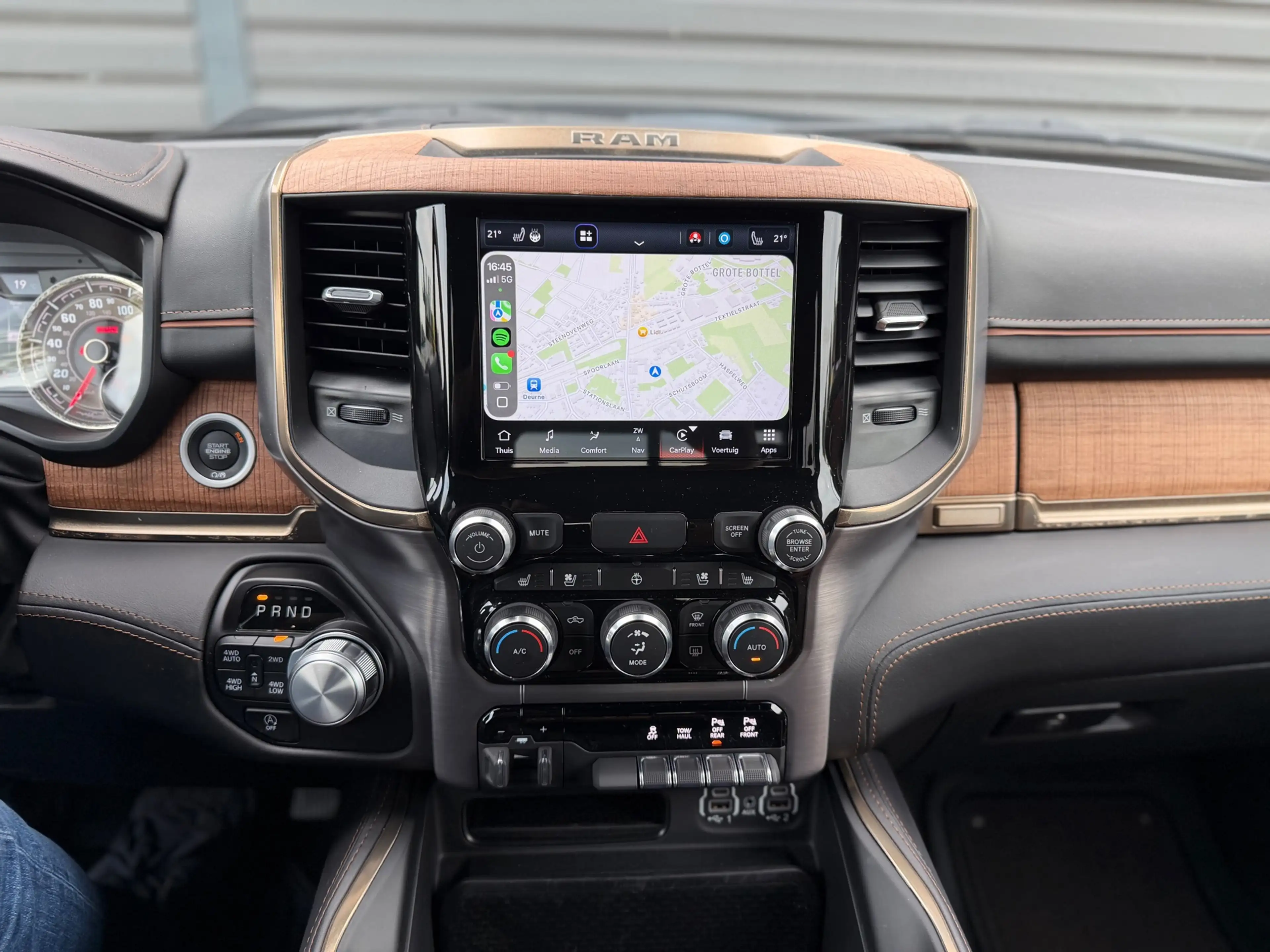 Dodge RAM 1500 5.7 V8 4x4 eTorque LIMITED LONGHORN EDITION — photo 8