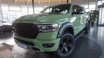 1500 HEMI 5.7l Crew-Cab*4x4*Navi*Alu20*Bügel