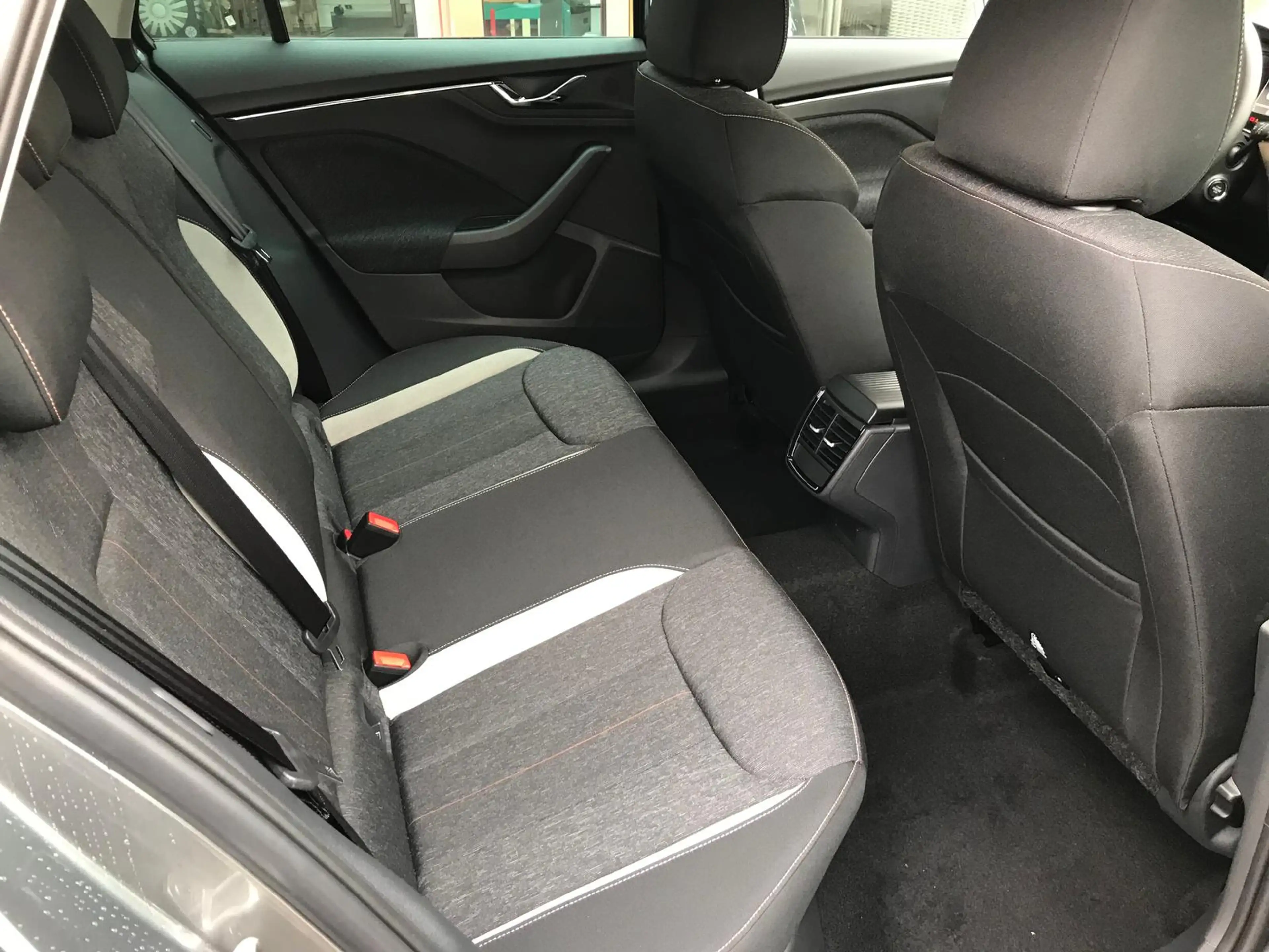 Skoda Kamiq 1.5TSI 16V-DSG-Selection-Navi-Conviniece — photo 14