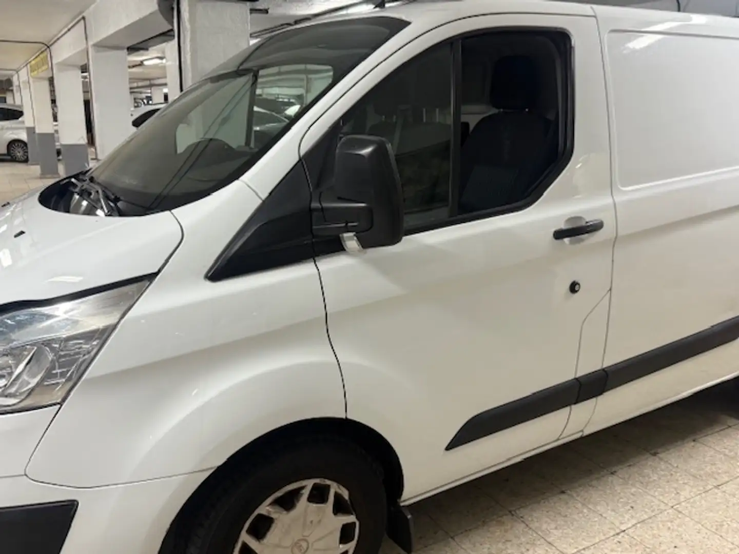 Ford Transit Custom FT 250 L1 Van Ambiente 105 Blanco - 2
