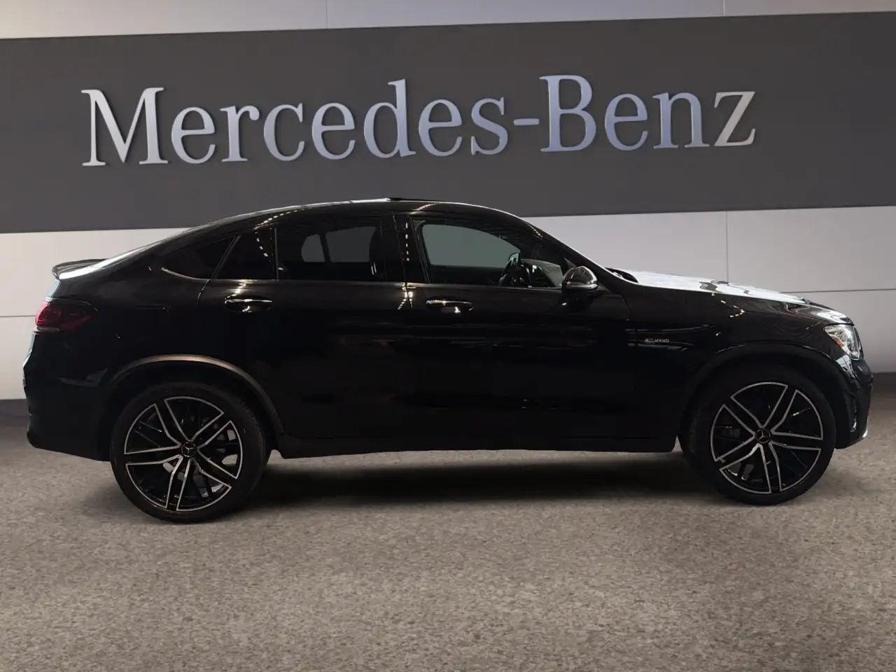 Mercedes-Benz GLC снимка Mercedes-Benz GLC