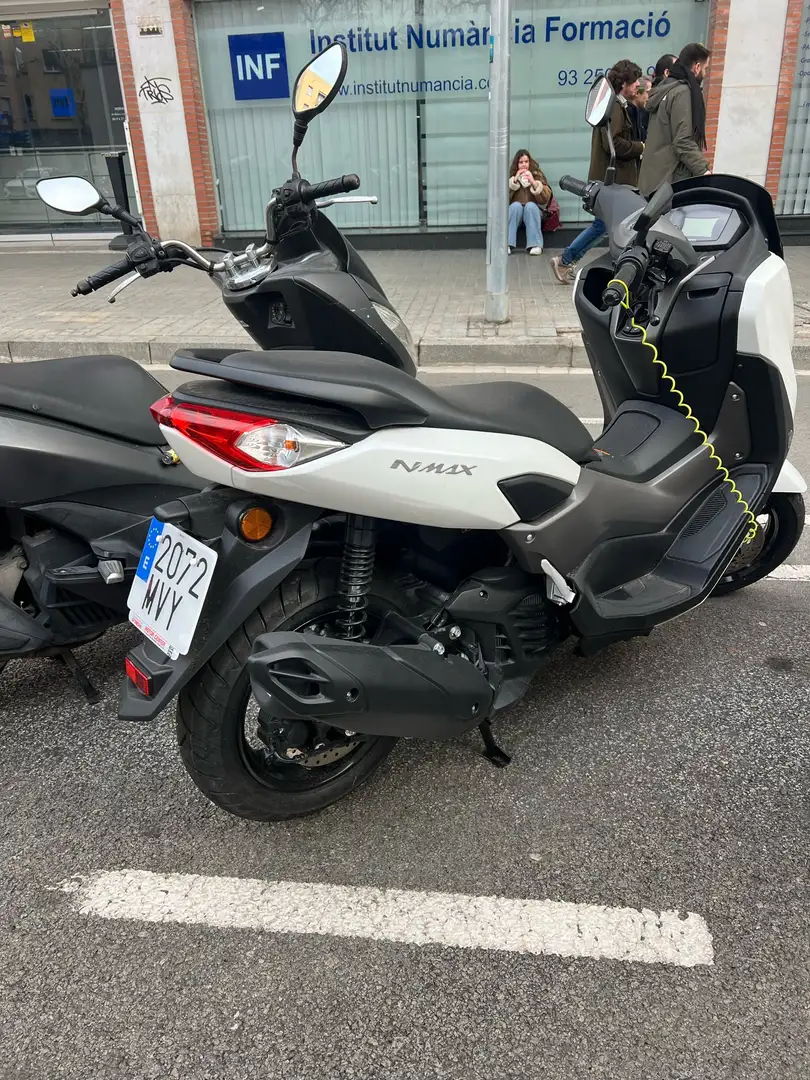 Yamaha NMAX - 2