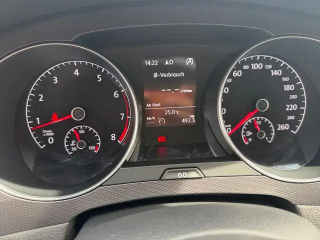 Volkswagen Golf view 14