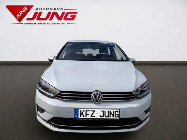 Volkswagen Golf view 9