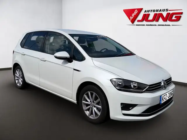 Volkswagen Golf view 8