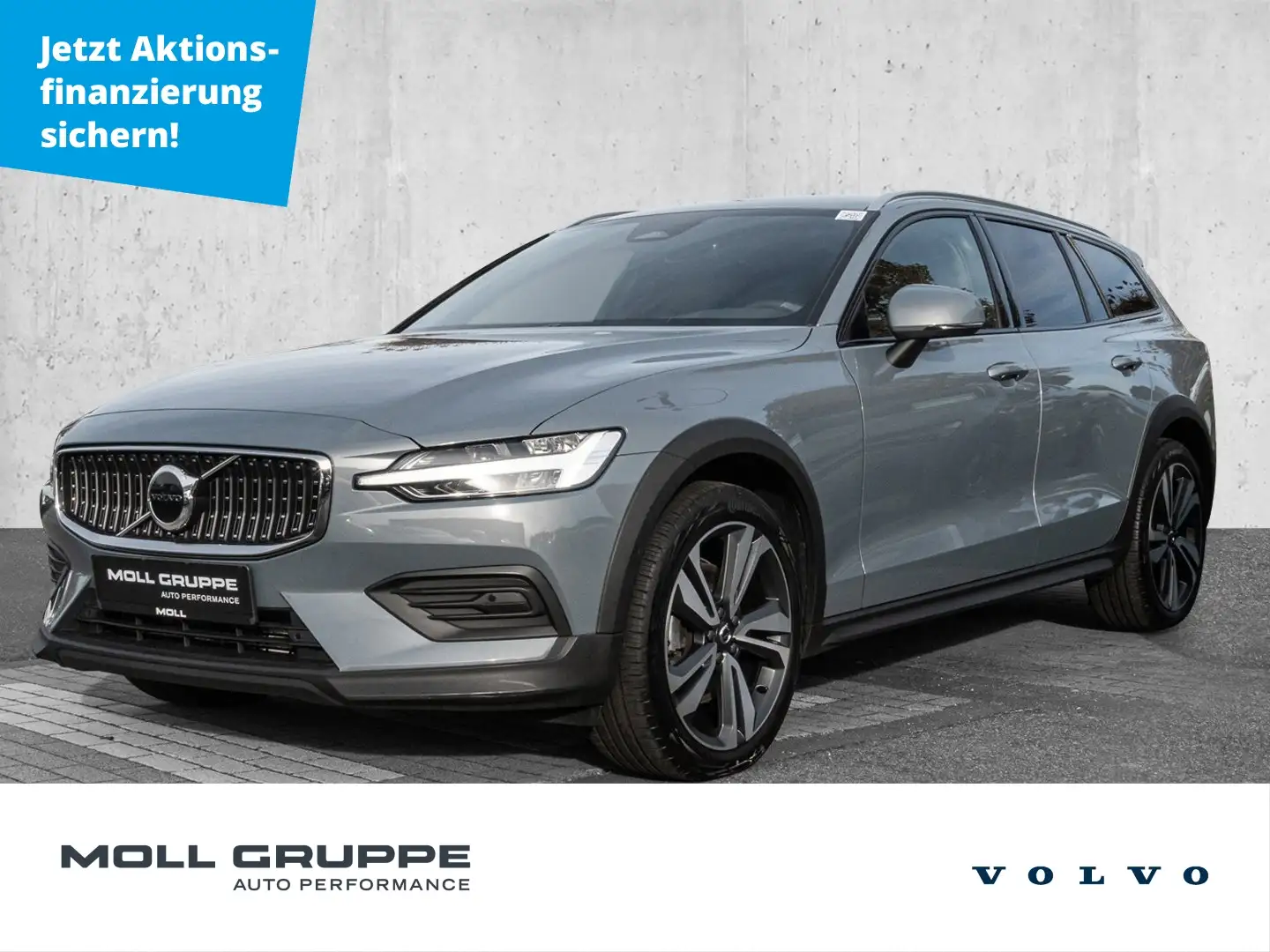 Volvo V60 Cross Country B4 AWD Plus Grau - 1