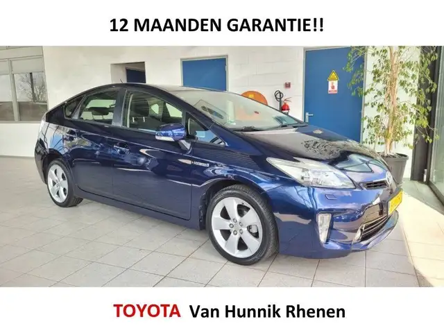 Toyota Prius 1.8 Dynamic Business | JBL | Keyless entry | Navi