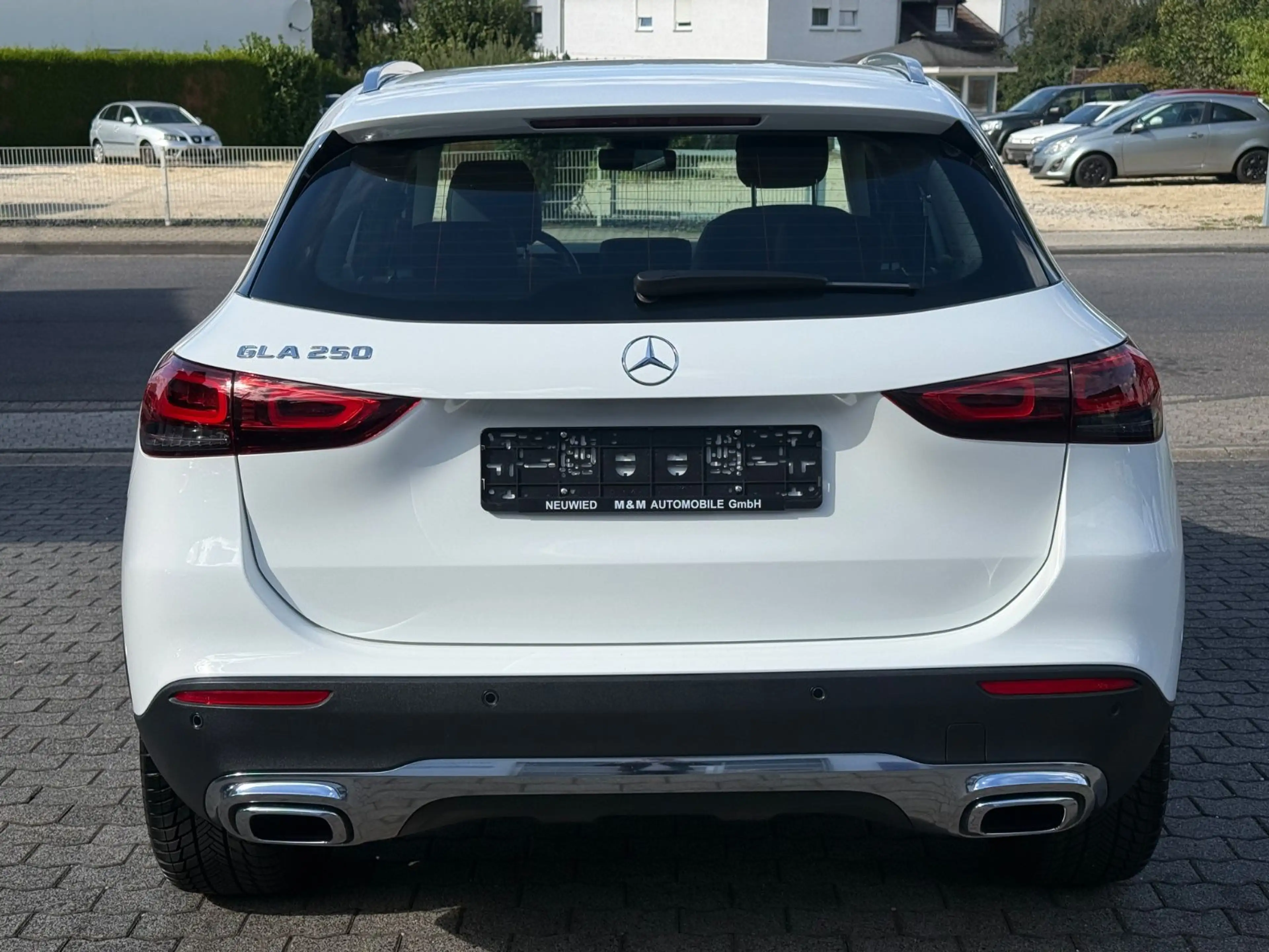 Mercedes-Benz GLA 250 Progressive 8-TKM Navi LED 19" MB-S.Heft — photo 7