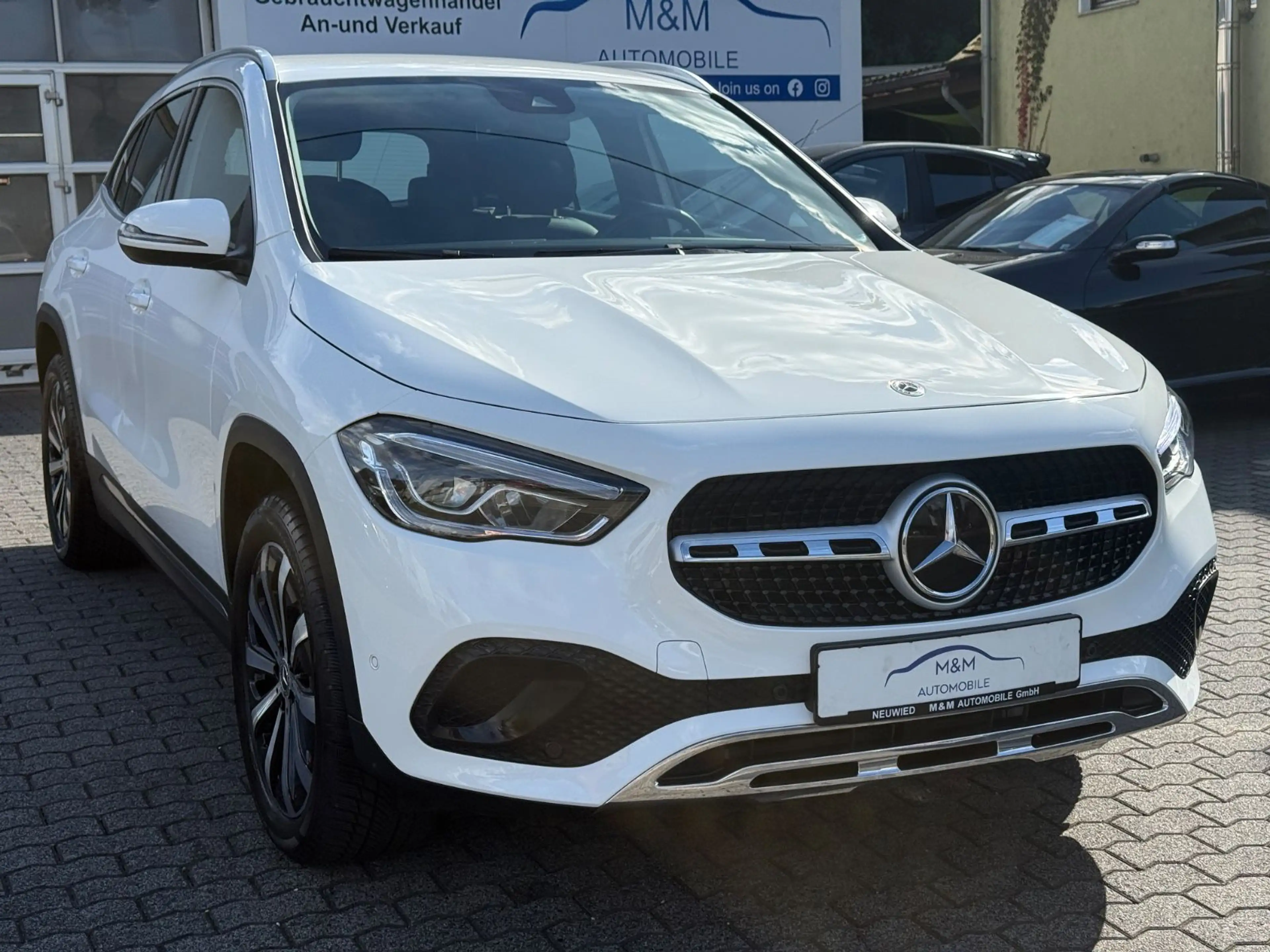 Mercedes-Benz GLA 250 Progressive 8-TKM Navi LED 19" MB-S.Heft — photo 14