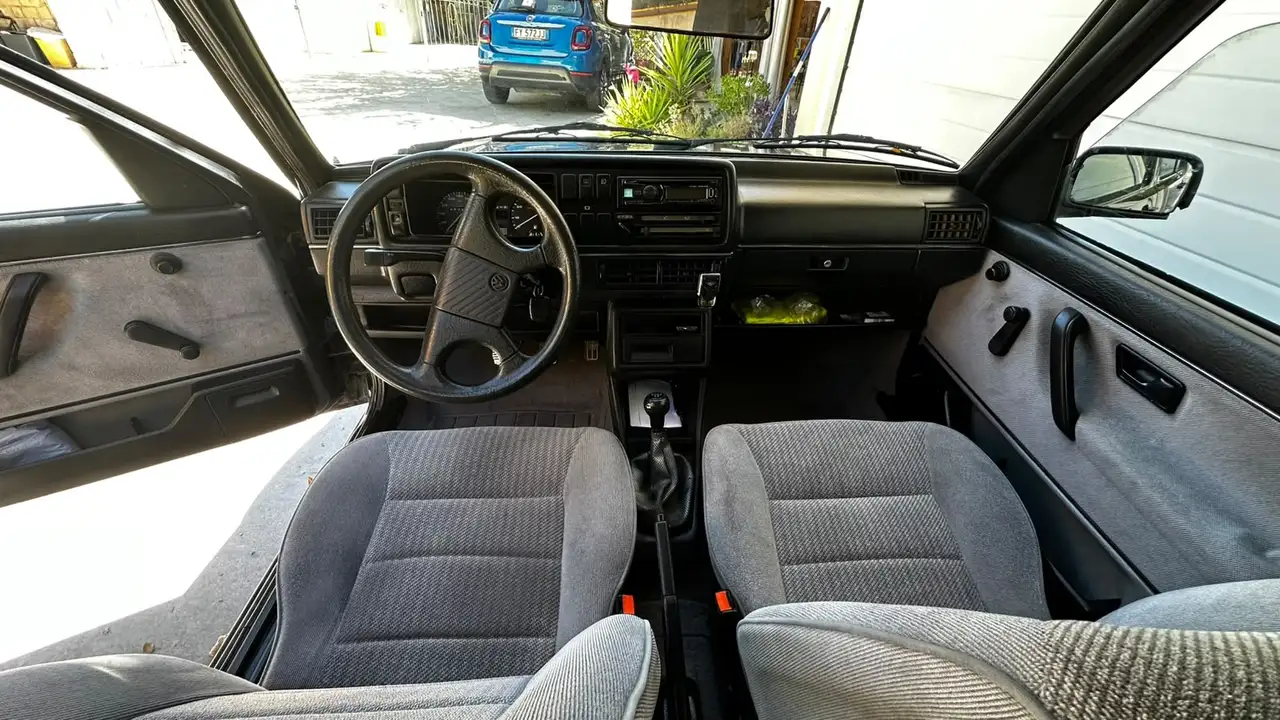 Volkswagen Golf 5p 1.6 GL 5m cat., foto 1