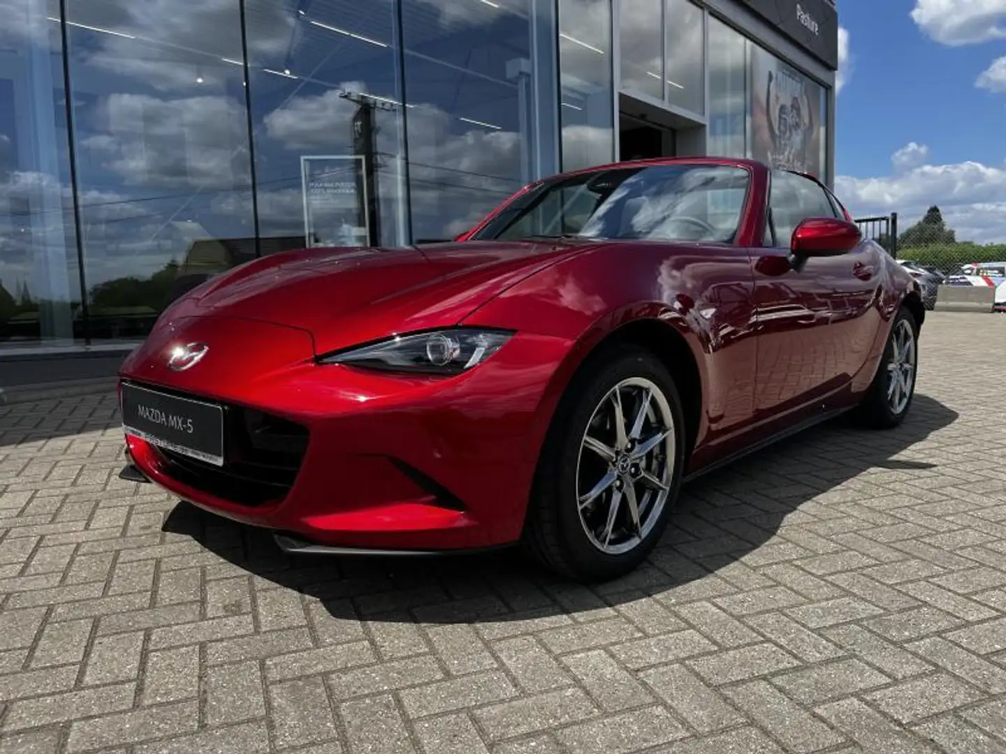 Mazda MX-5 Exclusive-Line Rouge - 1