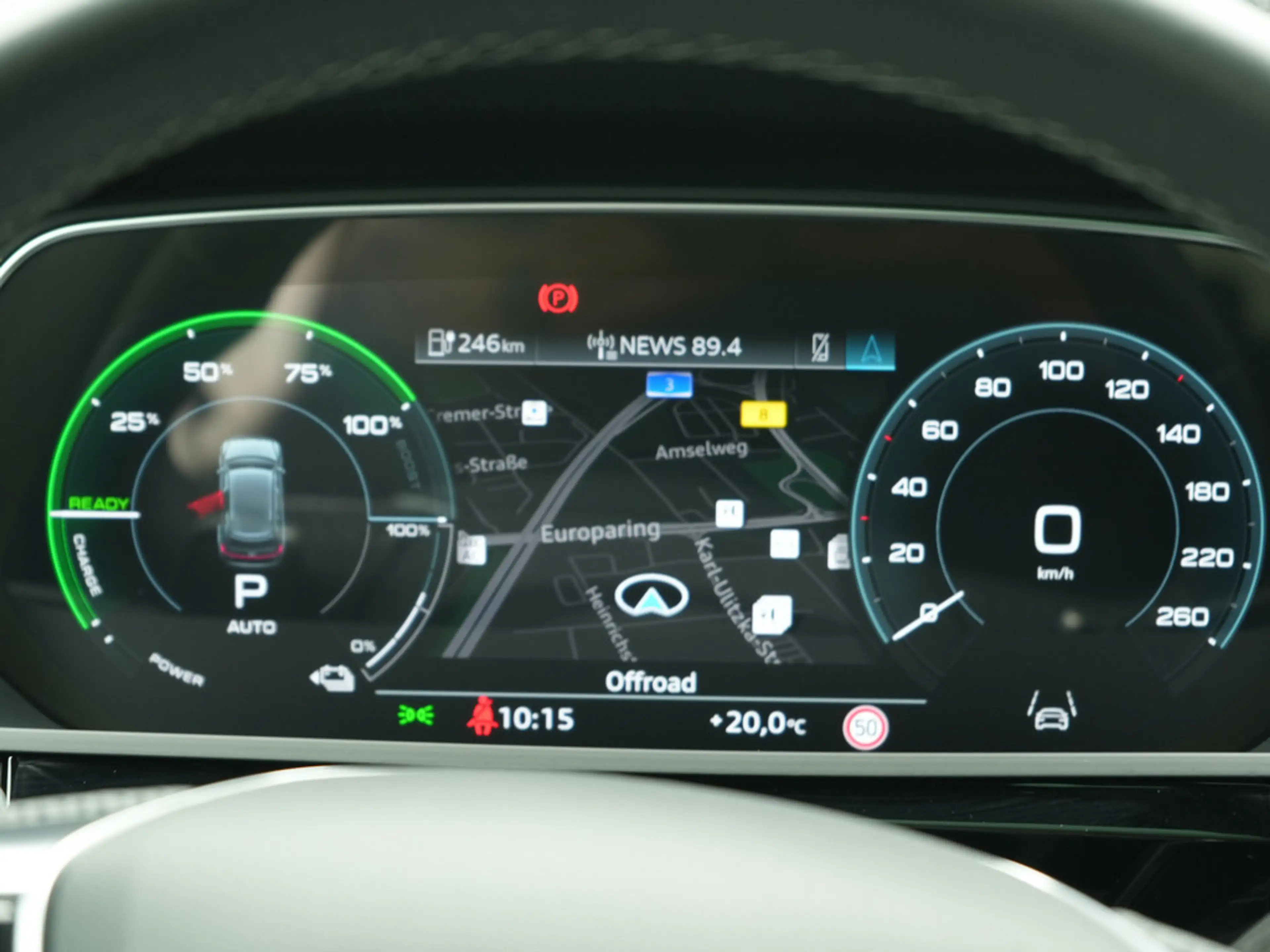 Audi Q8 e-tron advanced PANO MATRIX LUFT ACC LEDER — photo 9