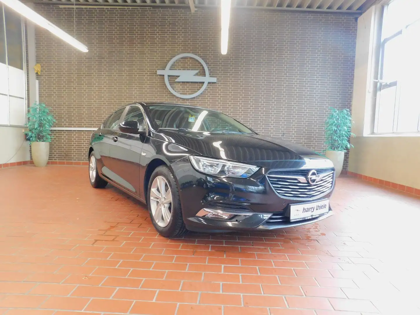 Opel Insignia B Grand Sport Edition - Allwetterreifen Schwarz - 1
