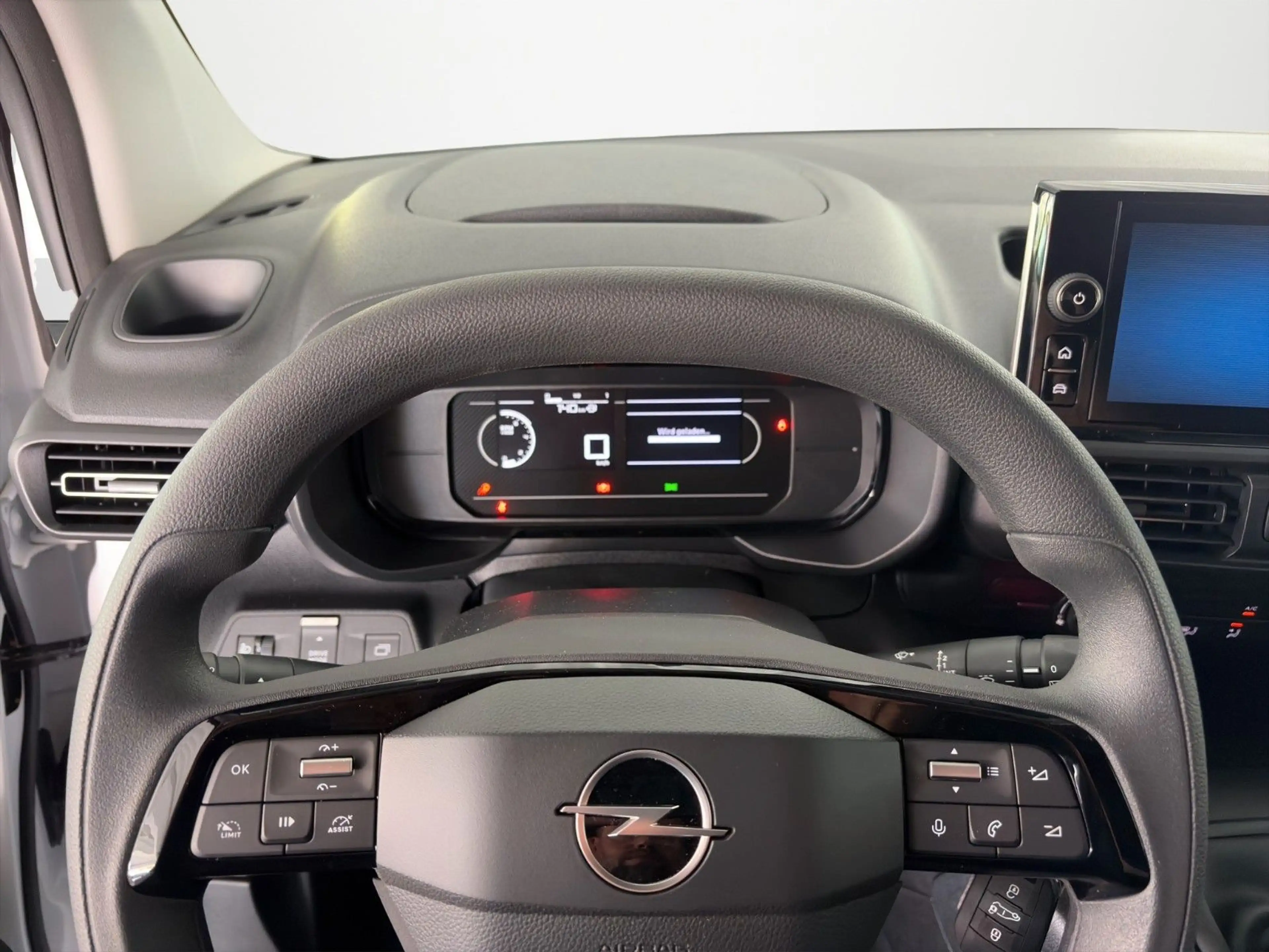 Opel Combo Cargo XL L2 Edition 1.5l Diesel 102PS — photo 8